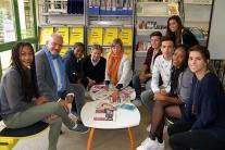 image leselevespresententlastartuplyceeunechancede_622399_516x343.jpg (52.1kB)